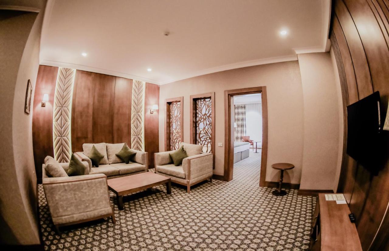 Madison Hotel 바쿠 외부 사진