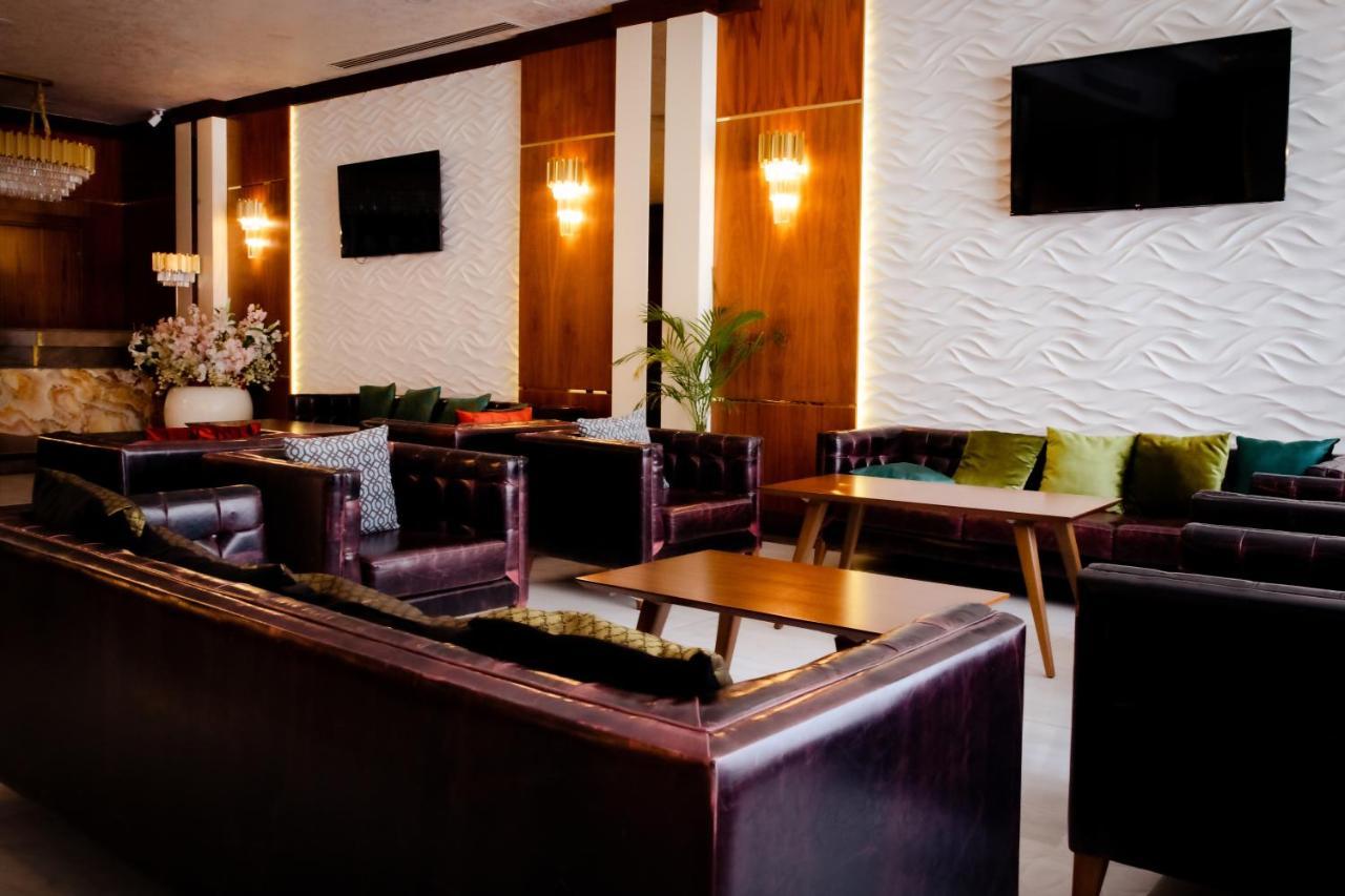 Madison Hotel 바쿠 외부 사진